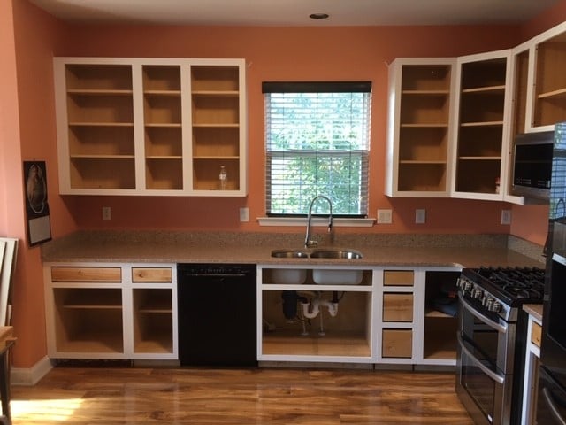 View of the cabinet kitchen project in progress